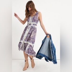Lucky Brand Size Felice Paisley Dress Purple